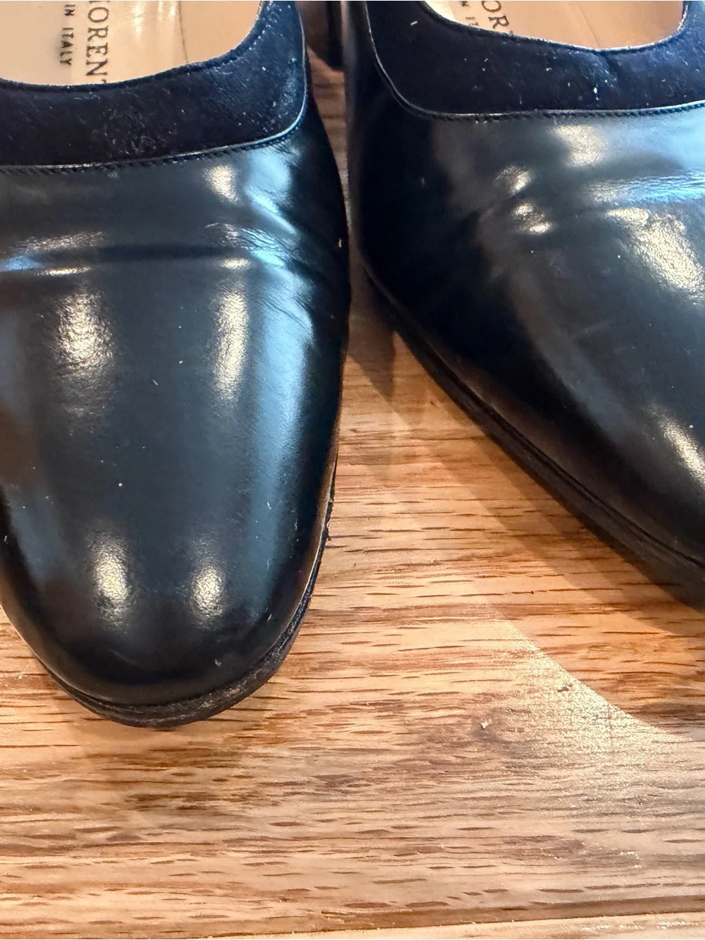 Silvia Fiorentina Black Leather Women's Pumps #shoes #leather #Italian